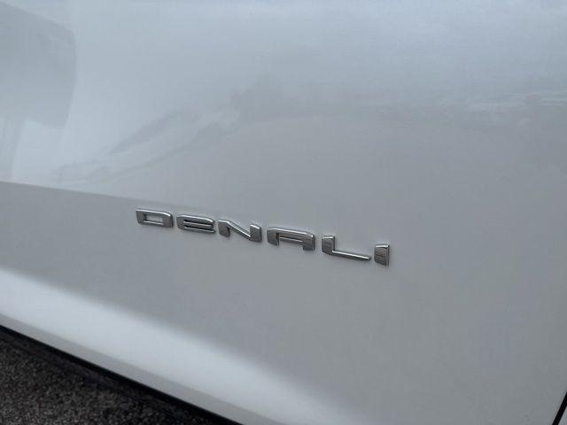used 2025 GMC Acadia car, priced at $50,998
