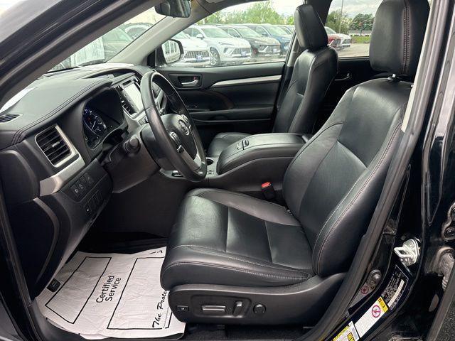 used 2019 Toyota Highlander car, priced at $23,898