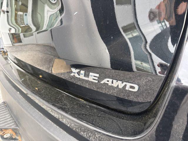 used 2019 Toyota Highlander car, priced at $23,898