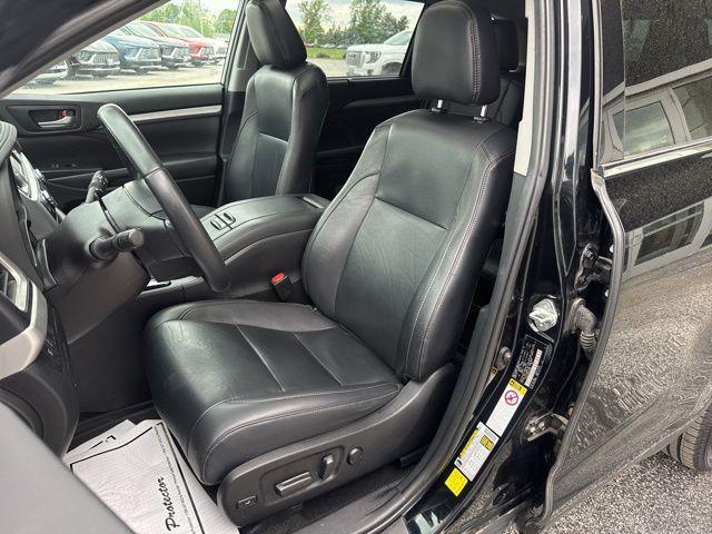 used 2019 Toyota Highlander car, priced at $23,898