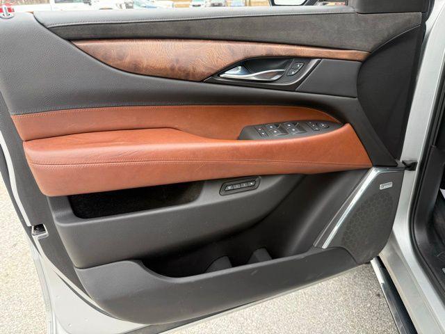 used 2015 Cadillac Escalade ESV car, priced at $17,998