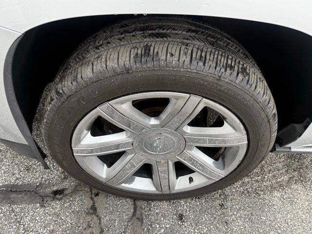 used 2015 Cadillac Escalade ESV car, priced at $17,998