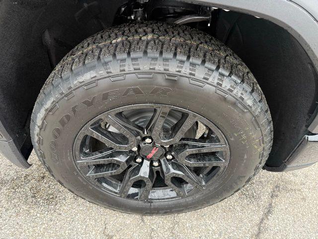 new 2026 GMC Sierra 1500 car, priced at $45,990