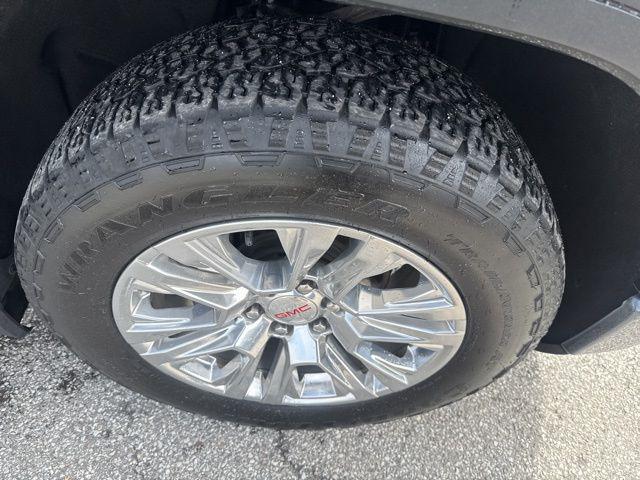 used 2021 GMC Sierra 1500 car, priced at $43,800