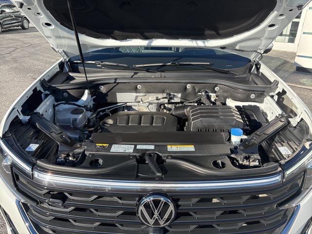used 2024 Volkswagen Atlas car, priced at $37,748
