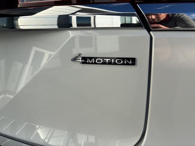 used 2024 Volkswagen Atlas car, priced at $37,748