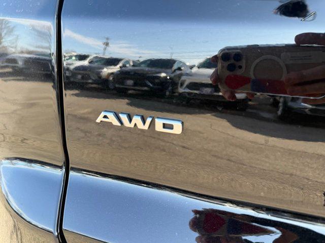 used 2020 Cadillac XT4 car, priced at $21,598