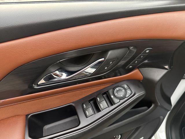 used 2020 Chevrolet Traverse car, priced at $24,098