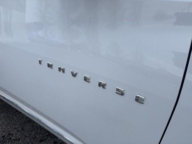 used 2020 Chevrolet Traverse car, priced at $24,098