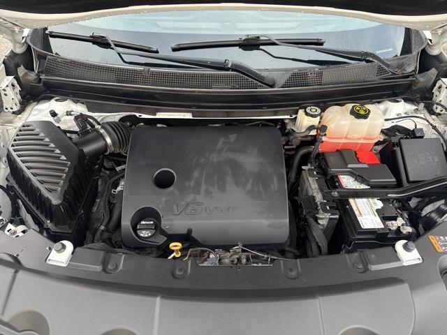 used 2020 Chevrolet Traverse car, priced at $24,698