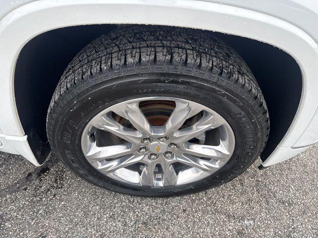 used 2020 Chevrolet Traverse car, priced at $24,098