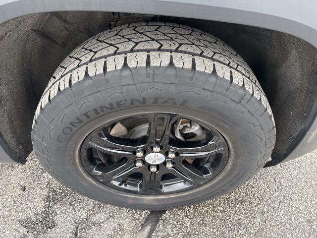 used 2023 GMC Acadia car, priced at $34,248