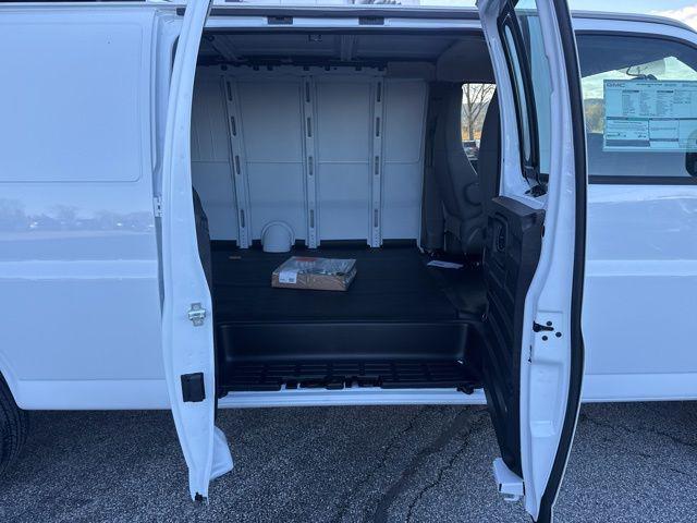 new 2026 GMC Savana 2500 car, priced at $49,210