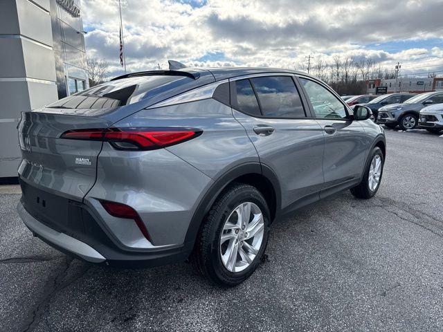 new 2025 Buick Envista car, priced at $24,930