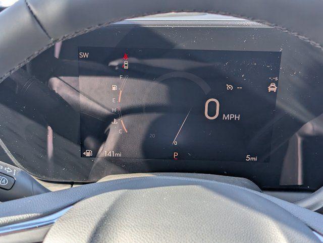 new 2025 Buick Envista car, priced at $24,930