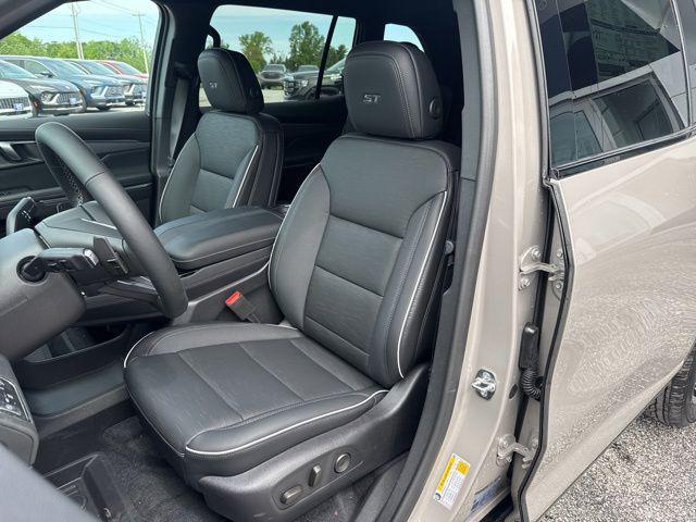 new 2026 Buick Enclave car, priced at $54,555