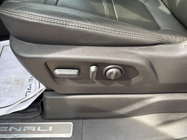 used 2022 GMC Sierra 2500 car, priced at $54,498