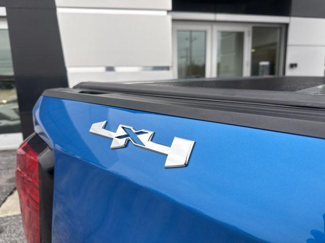 used 2022 GMC Sierra 1500 car, priced at $36,498