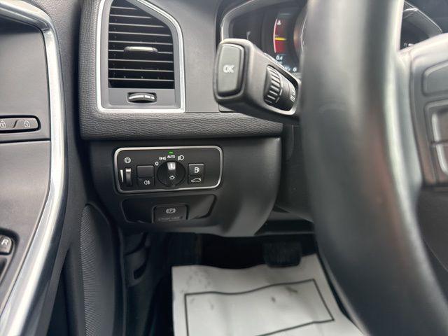 used 2015 Volvo XC60 car, priced at $9,899
