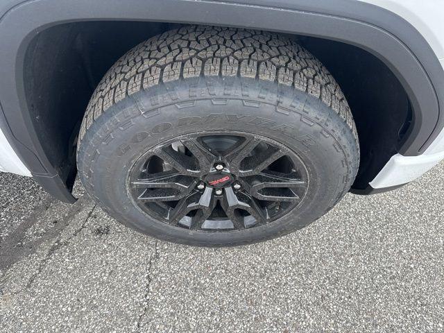 new 2026 GMC Sierra 1500 car, priced at $45,495
