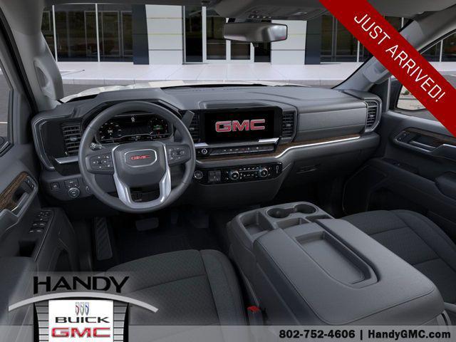 new 2026 GMC Sierra 1500 car, priced at $45,495