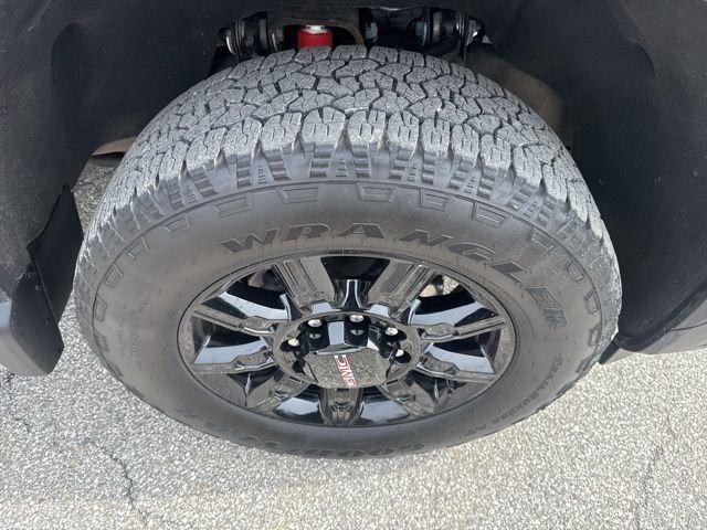 used 2024 GMC Sierra 2500 car, priced at $68,998