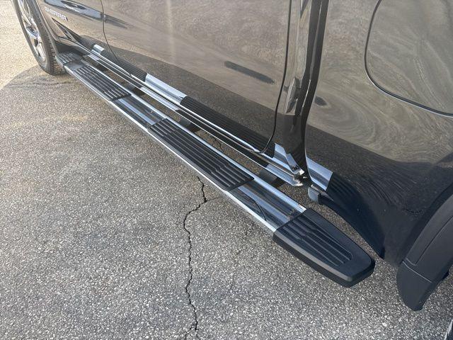 used 2022 GMC Sierra 1500 car, priced at $41,998