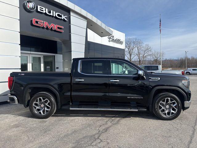 used 2022 GMC Sierra 1500 car, priced at $41,998