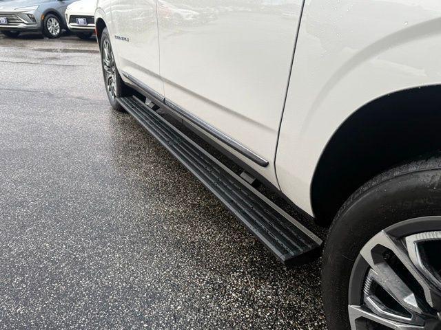 used 2023 GMC Yukon XL car, priced at $66,998