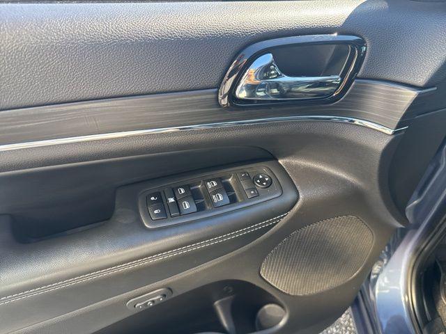 used 2021 Jeep Grand Cherokee car, priced at $23,798