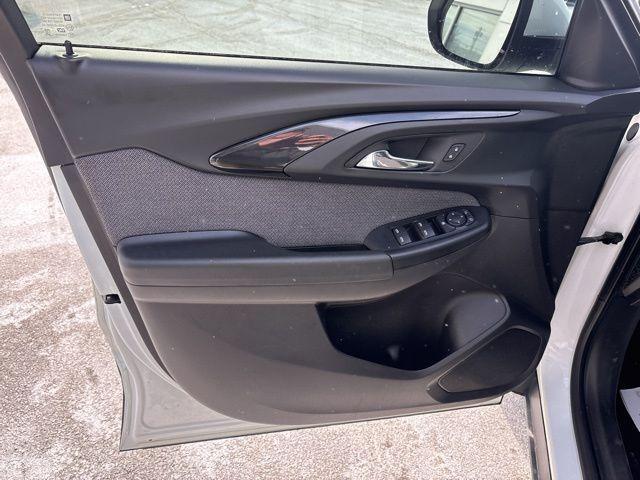 used 2023 Chevrolet TrailBlazer car, priced at $17,998