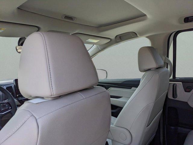 new 2026 Honda Odyssey car, priced at $42,639