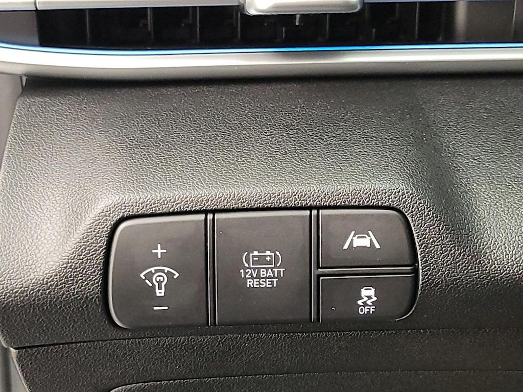 used 2021 Hyundai ELANTRA HEV car, priced at $21,998