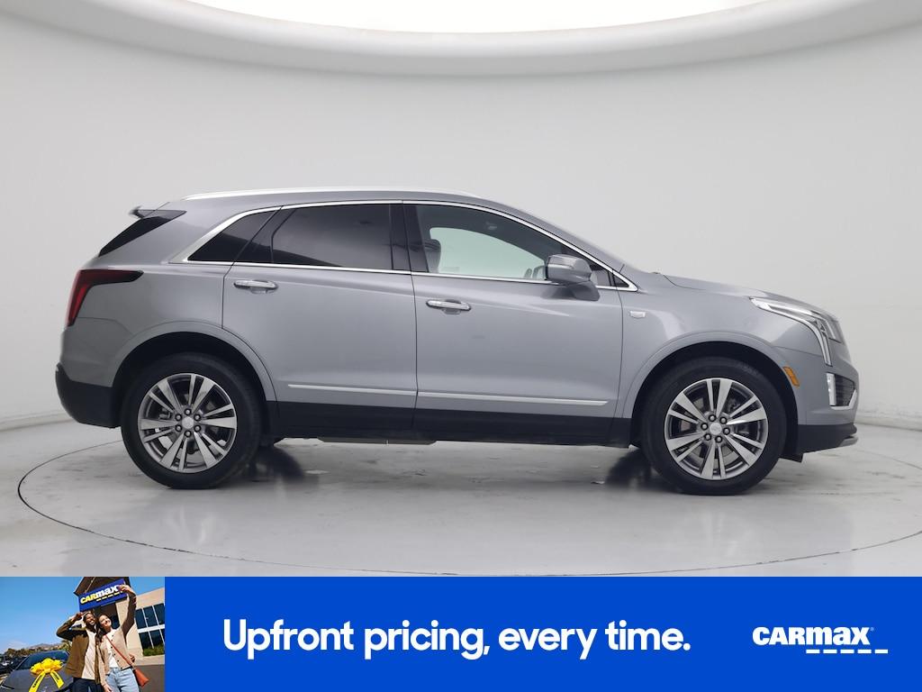 used 2025 Cadillac XT5 car, priced at $33,998