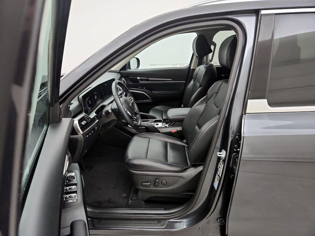 used 2024 Kia Telluride car, priced at $40,998
