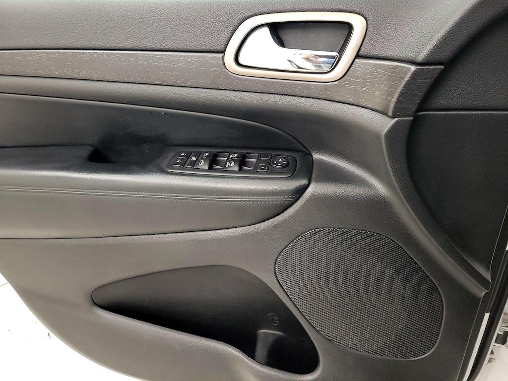 used 2017 Jeep Grand Cherokee car, priced at $13,599