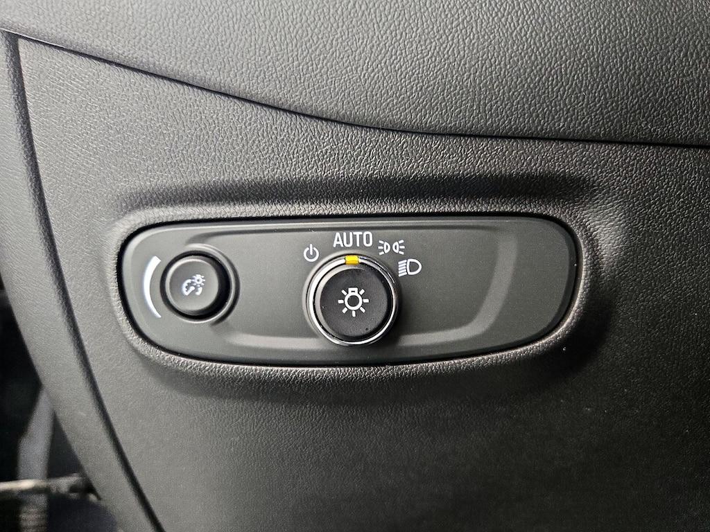 used 2023 Chevrolet Equinox car, priced at $20,998