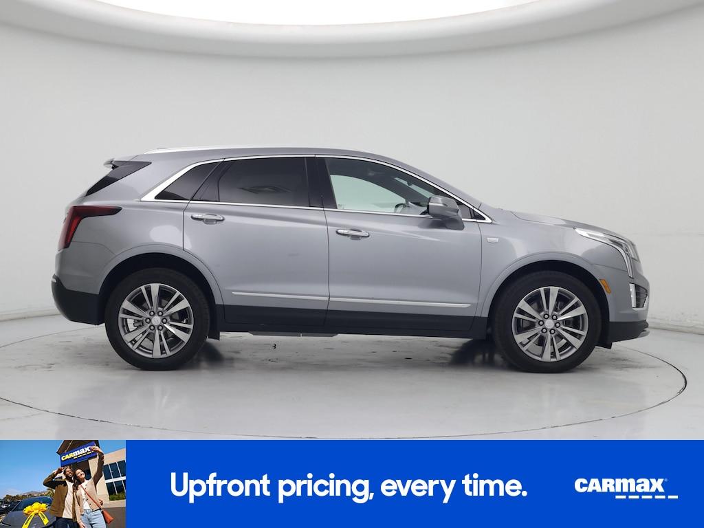 used 2025 Cadillac XT5 car, priced at $35,998