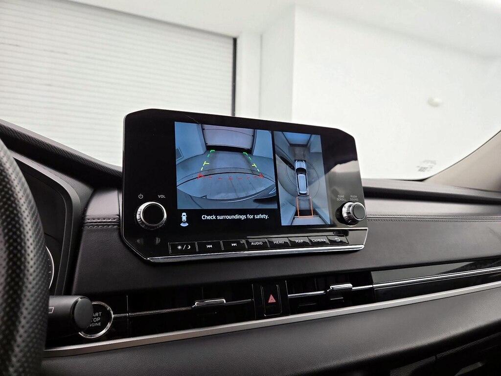 used 2024 Mitsubishi Outlander car, priced at $24,998