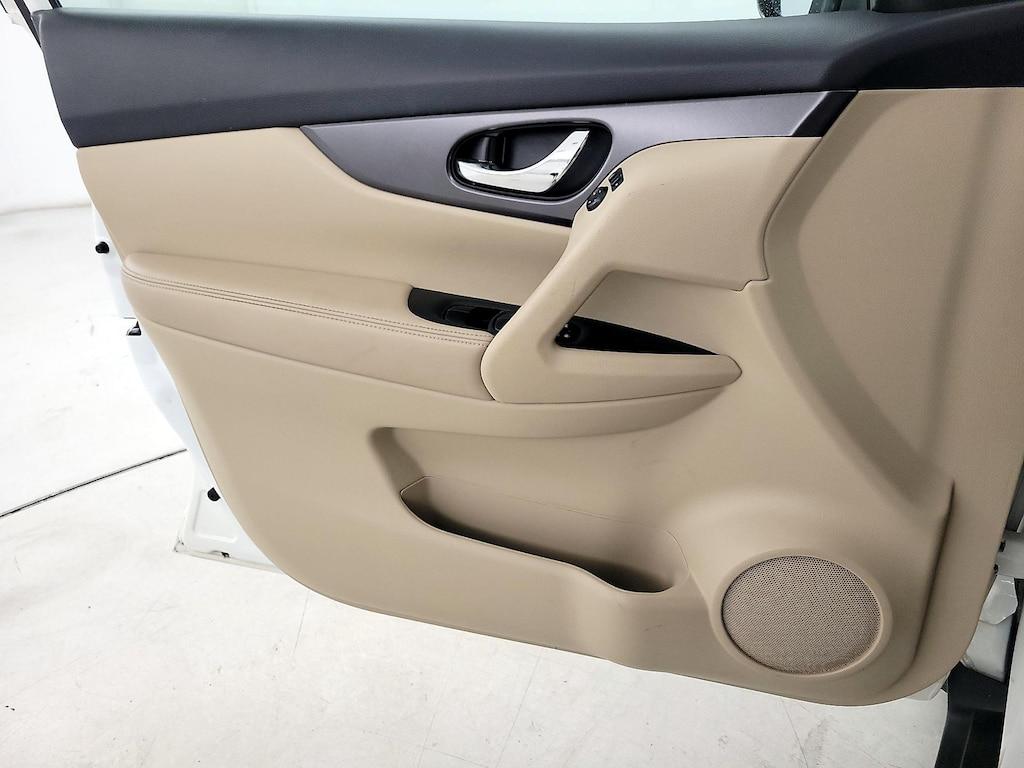 used 2016 Nissan Rogue car, priced at $12,599