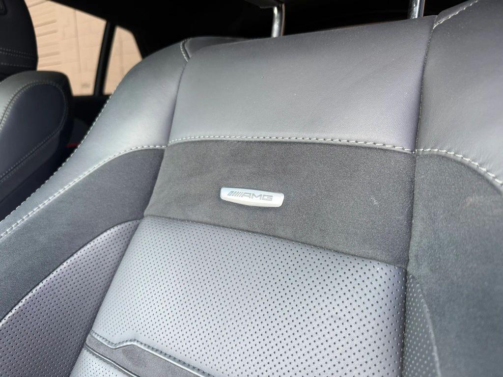Mercedes-Benz GLE view 30