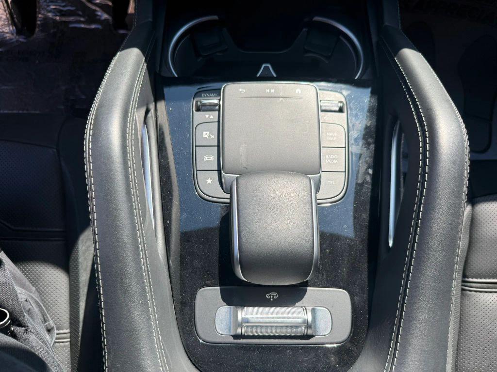 Mercedes-Benz GLE view 25