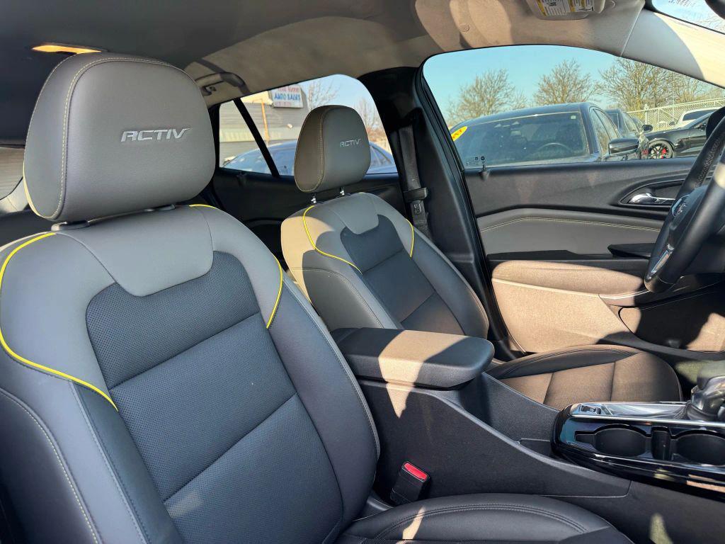 used 2024 Chevrolet Trax car, priced at $17,995