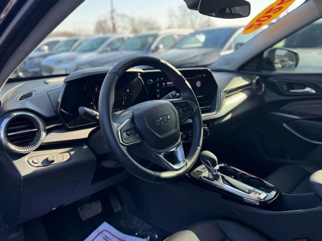used 2024 Chevrolet Trax car, priced at $17,995