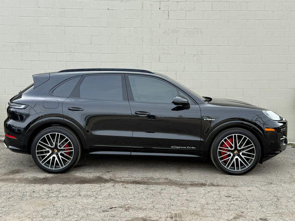 used 2024 Porsche Cayenne car, priced at $115,500