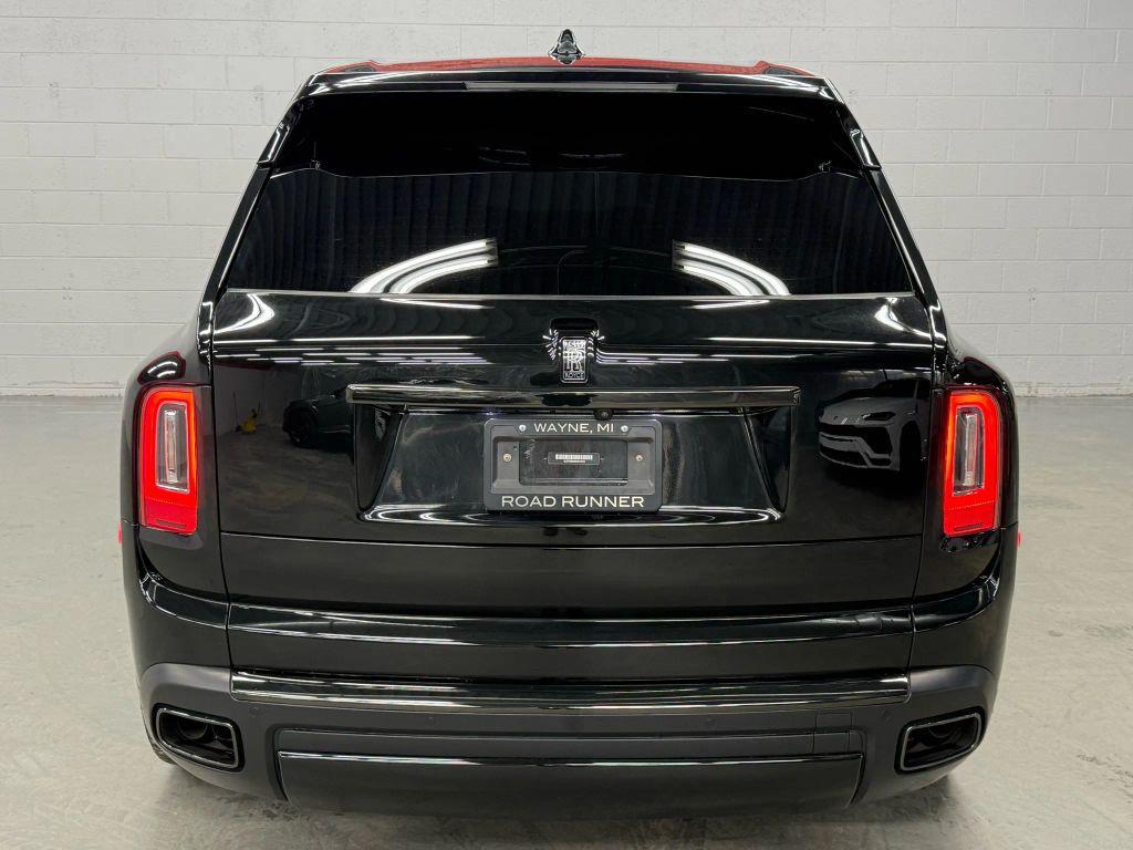 used 2022 Rolls-Royce Cullinan car, priced at $272,500