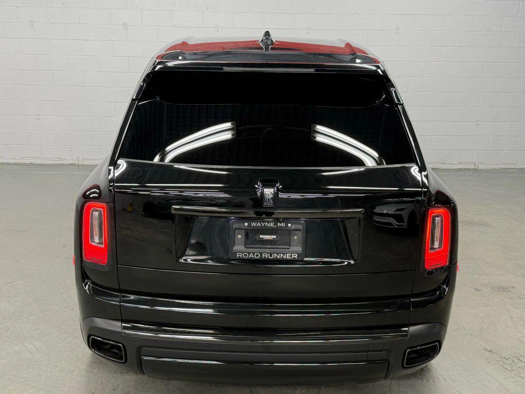 used 2022 Rolls-Royce Cullinan car, priced at $272,500