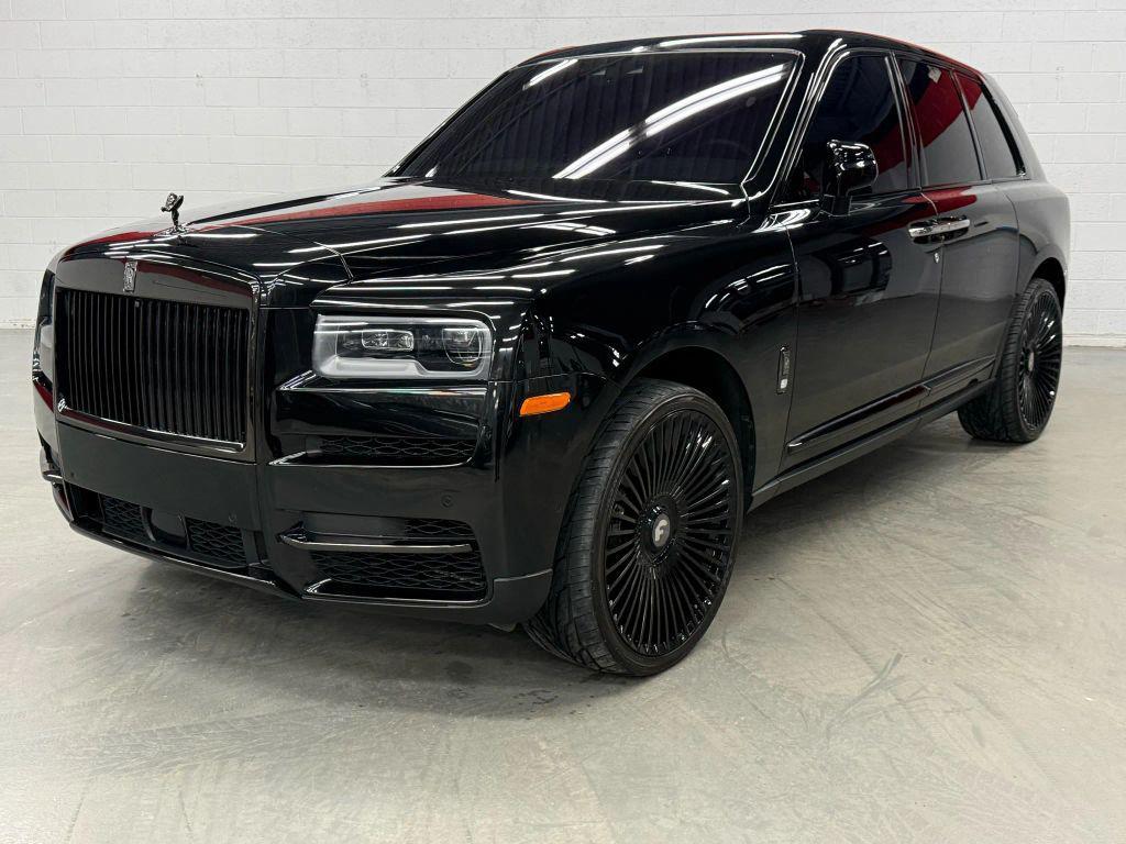 used 2022 Rolls-Royce Cullinan car, priced at $272,500