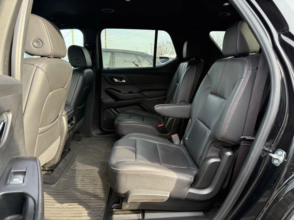 used 2023 Chevrolet Traverse car, priced at $30,500