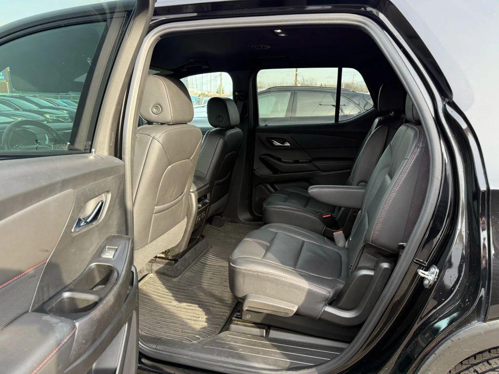 used 2023 Chevrolet Traverse car, priced at $30,500